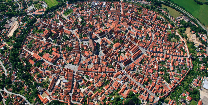 Romantic Route in Germany: An ideal Romantic Gateway Nördlingen, Bavarian Travel